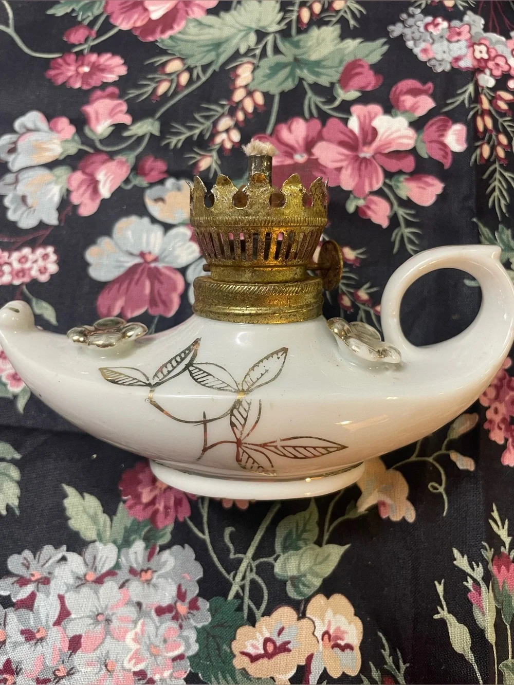 Vintage Mini Aladdin Style White and Gold Decorative Oil Lamp Pair